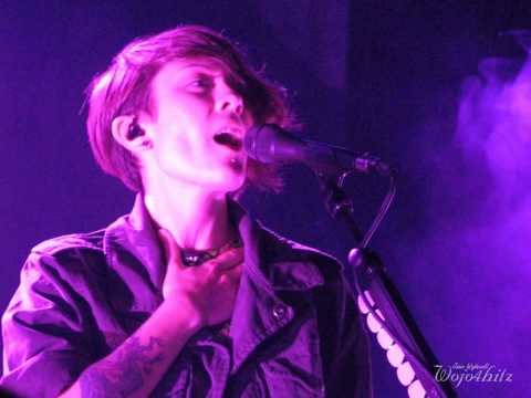 1/18 Tegan & Sara - Drove Me Wild @ Komplex, Zurich, Switzerland 11/09/13