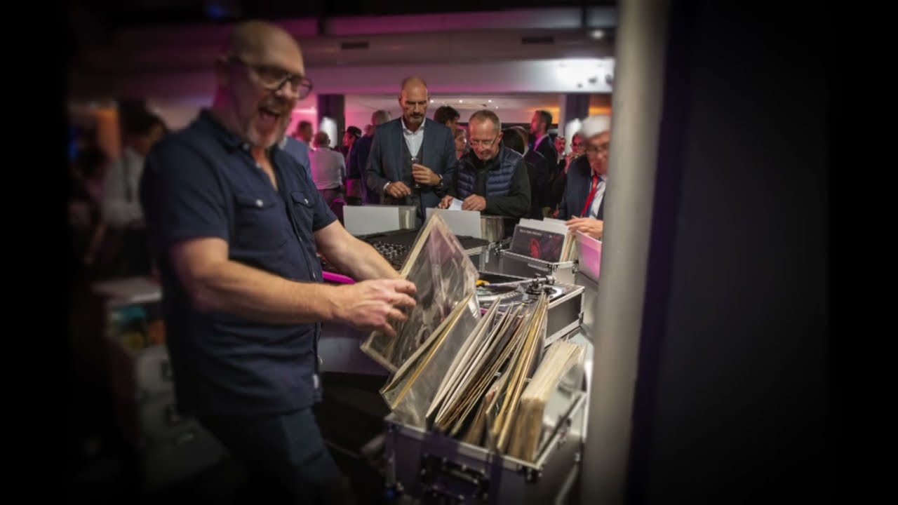 Bar à Vinyles — Ambiance Cocktail