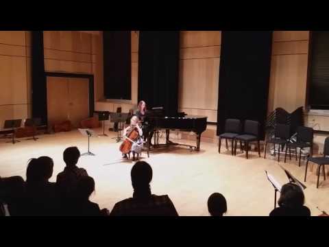 Sophie (7 ans) au violoncelle : Budapesto - Carey Cheney