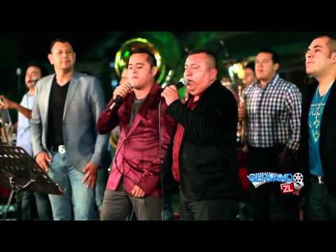 Banda Renovacion FT Los Nuevos Rebeldes  Los Relatos De Un Guacho En Vivo