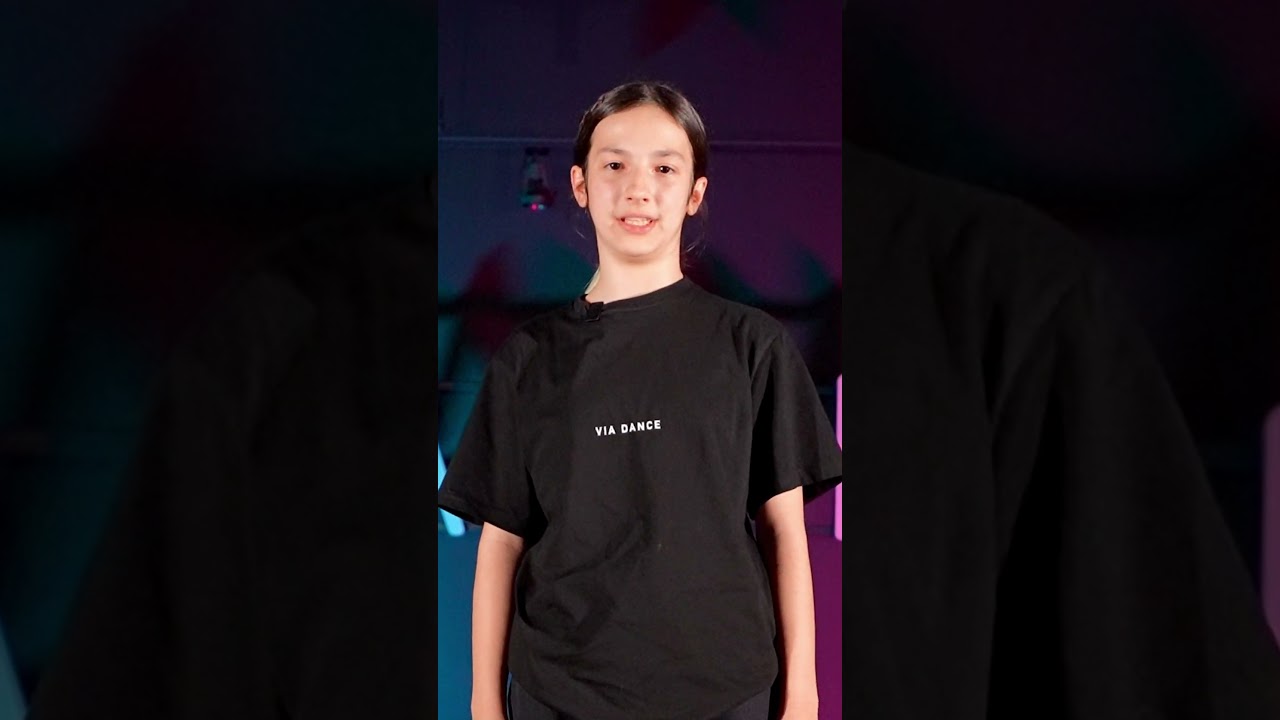 Tanıtım - Daria Kuzadzhyeva