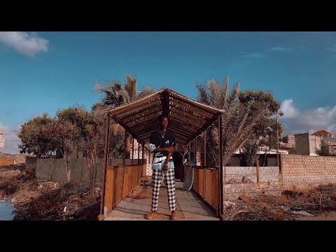 Pipoza - Dioutal MIC ( ceci n’es pas un clip )