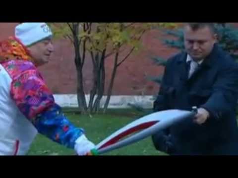 Olympic flame extinguished in Moscow - Epic Olympic Fail