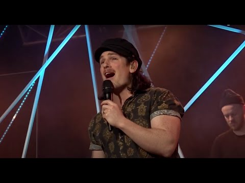 Michael Paynter performs “Are You Alive” live at Gateway Children’s Fund Gala 2021