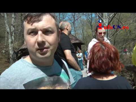 Cascada Bigar in a doua zi de Paste 2018