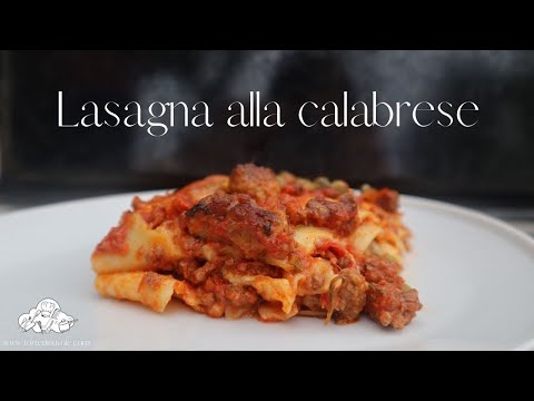 Lasagne al forno con le polpettine SENZA BESCIAMELLA | Ricette calabresi |