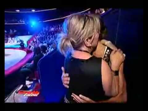 [HD] Incroyable Talent - Caroline Costa - Hurt by Christina Aguilera