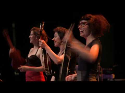 Les Swingirls - surVOLTées - Teaser