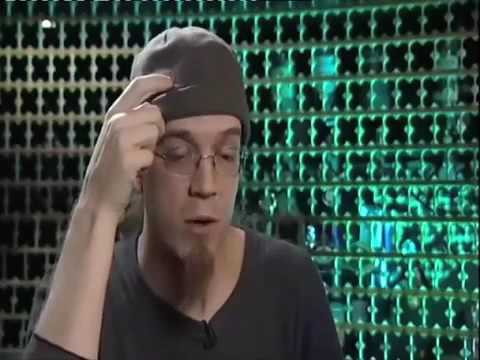 Devin Townsend tells THE best tour story EVER!!