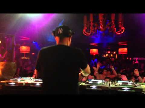 Eric Prydz - "1983 vs Thriller Edit" Live @ XS Las Vegas DJ Booth 11-1-13 Black Dice Pryda