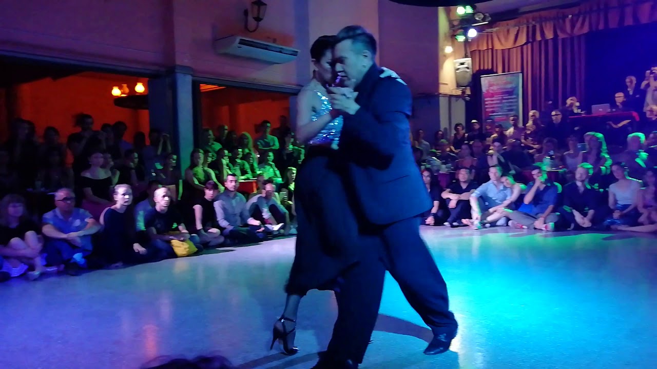 Mariano "Chicho" Frumboli & Moira Castellano - "Corazón Al Sur"