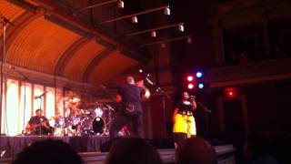 Johnny Clegg - Legit Zulu war dancing