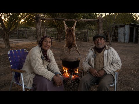2 Super ABUELOS viven SOLOS en este PARAISO | JAMÁS quisieron SALIR de aquí