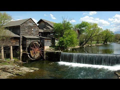 A Walk Through The Old Mill District In Pigeon Forge Tennessee