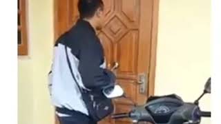 Download lagu Wayahe Wayahe bayar utang mp3