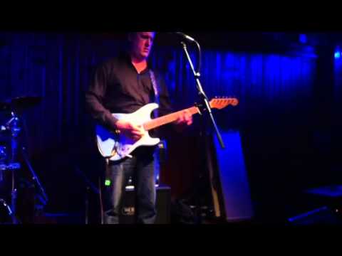 Eric Keyes live at The Saxon Pub in Austin