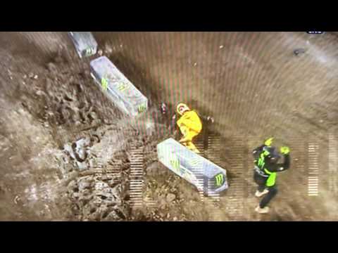 Ken Roczen Anaheim 2 2017 crash