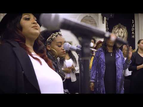 Bishop Leonard Scott - Bishop's Hymn Medley (Official Music Video)