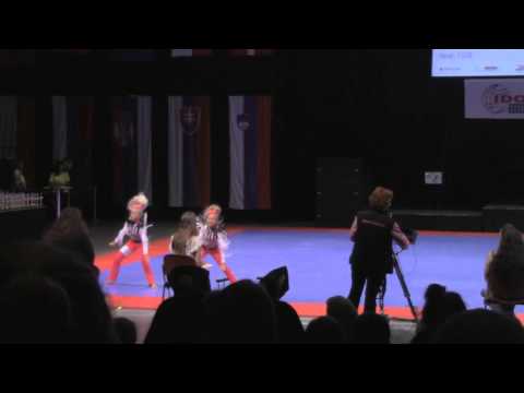 Filippa Appel Rasmussen & Sofie Winther Bertelsen - Disco WC 2015