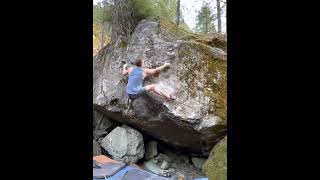 Photo of problem Hollywoo in Leavenworth boulder Area