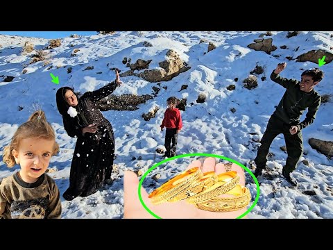 Sakineh's picnic with Ali in the snowy mountains. 🏔😍