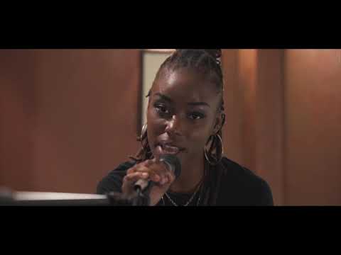 Jay Stunna ft. K'Marie - Something Different (Official Music Video)