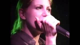 Eve&#39;s Plum Live - Lost in Space