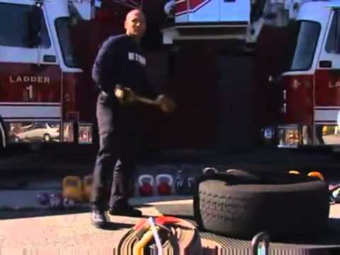 ART OF STRENGTH: MINUTE OF STRENGTH #20 - SLEDGEHAMMER + TIRE = FUN!