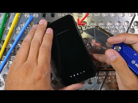 特斯拉做了一個無線充電器?- 拆解 (Tesla makes a WIRELESS charger?! - Teardown)