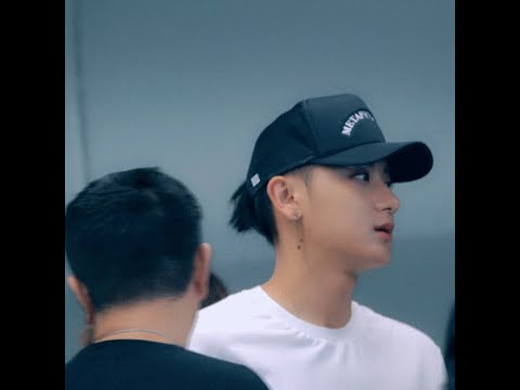 Huang Zitao/Ztao * ALONE * LIVE [ throwback the road"concert]