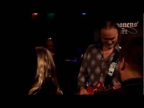 Denners Trickbag - Hey, Hey What Can I Do [Led Zeppelin] (Live in Copenhagen, January 26th, 2013)