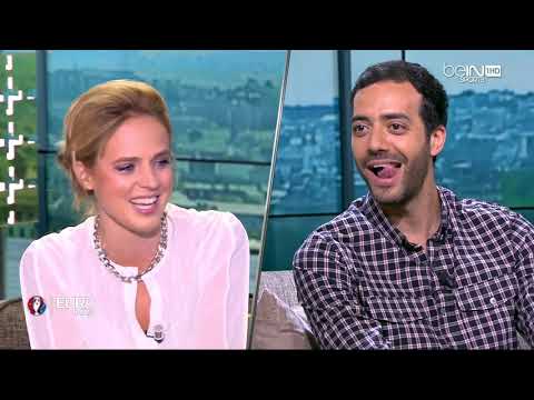 CLAIRE ARNOUX FOU RIRE ÉNORME (FEAT TAREK BOUDALI DANS LE RÔLE DU DINO)