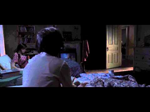 L'Evocazione - The Conjuring: Clip - Ci sta fissando | HD