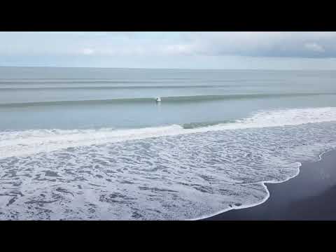 SURFING KARIOTAHI | OCT 2022 | NEW ZEALAND