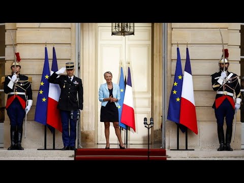 فرنسا تترقب الإعلان عن تشكيلة الحكومة الجديدة برئاسة إليزابيث بورن الجمعة • فرانس 24 FRANCE 24