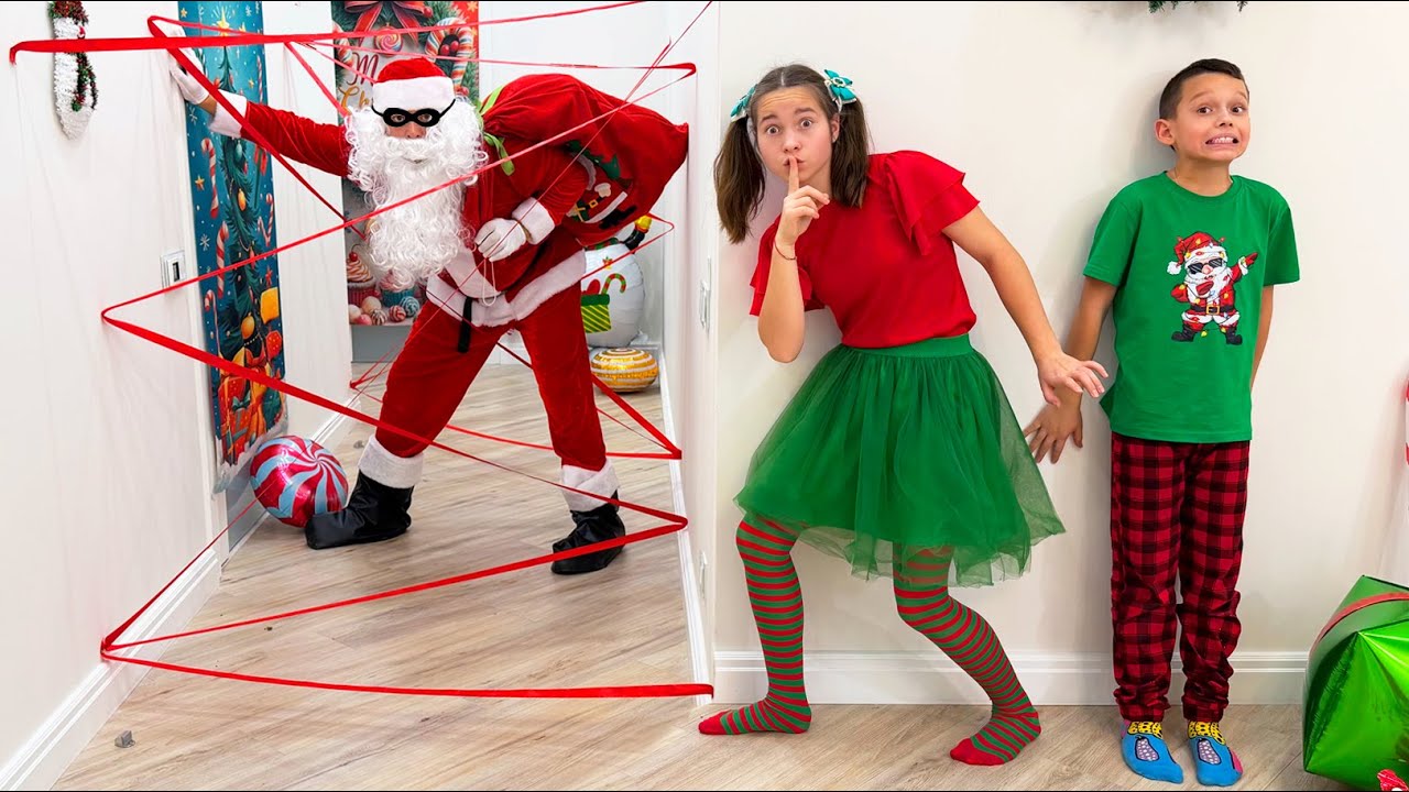 Santa stole the presents? Sofia and Max catch a thief for Christmas