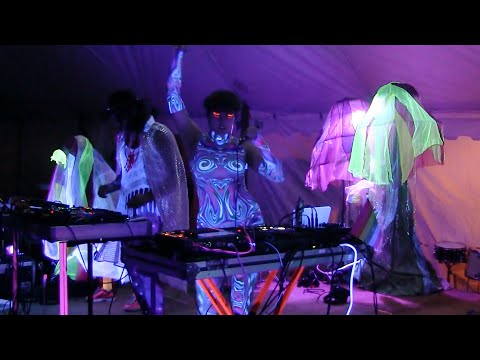 MOONTUNE - MOONBEAN Live at Hillside Festival 2024