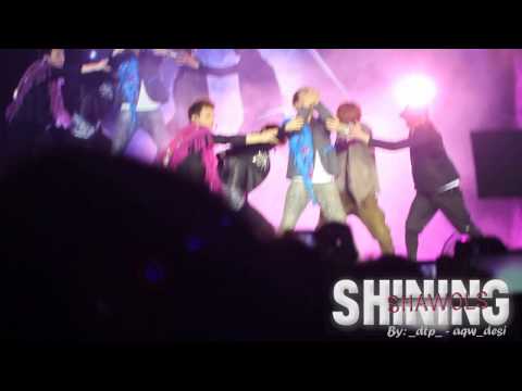 {SHININGSHAWOLS} fancam 120922 SMTOWN in Jakarta SHINee - Sherlock