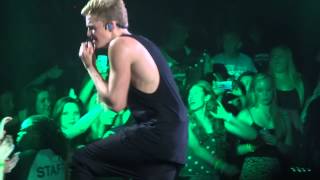 Pretty Brown Eyes - Cody Simpson (Paradise Tour 6/12/13)