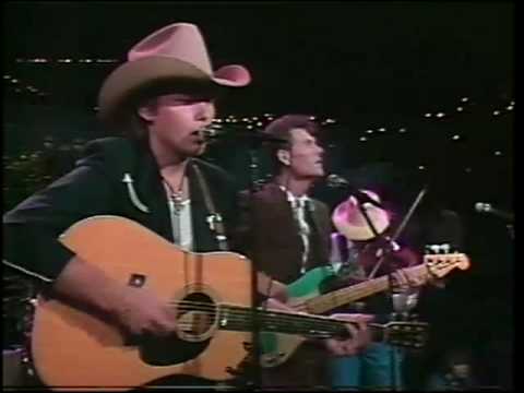 Dwight Yoakam // Guitars Cadillacs