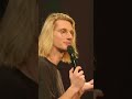 Paul Mirabel NAGE Avec Des REQUINS