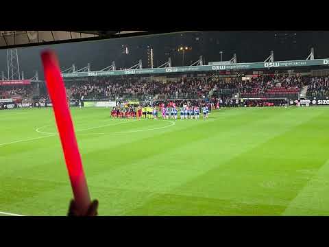 Excelsior Rotterdam - PEC Zwolle 2-1 the players are entering the Stadion Woudestein 20.12.2025