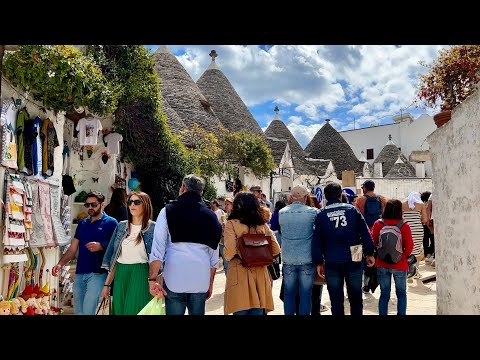 Alberobello, Italy Walking Tour  [4k]