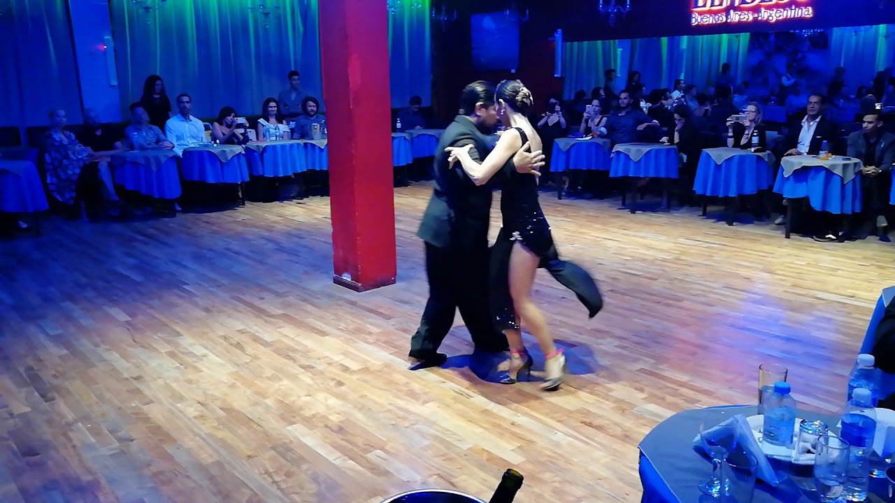 Leonel Mendieta & Natalia Hassan - "La Milonga De Buenos Aires"