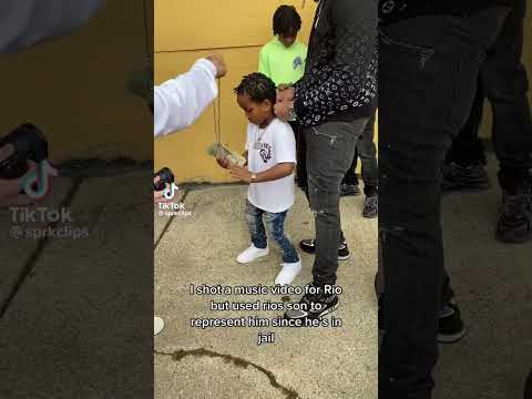 SPRK Shot Rio Da Yung Og a music video with his son #Freerio #flinttypebeat #michigan