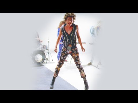 Max Q ★ Way Of The World, Sometimes, Monday Night By Satellite (clips)