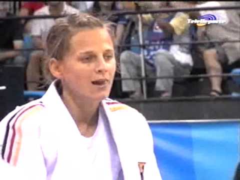 Judo Atenas 2004   Maria Karagiannopoulou GRE vs  Julia Matijass GER