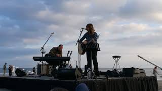 Cristina Donà , Dove sei tu , live a Albe in Controluce, Riccione