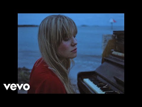 download lagu mp3 mp4 Lxandra Swimming Pools, download lagu Lxandra Swimming Pools gratis, unduh video klip Lxandra Swimming Pools