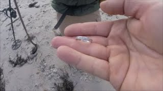 Beach Metal Detecting New Hampshire Nice Platinum with Ice find!!